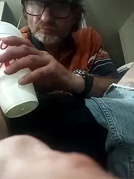 ROBERT0516 online show from September 11, 4:44 am