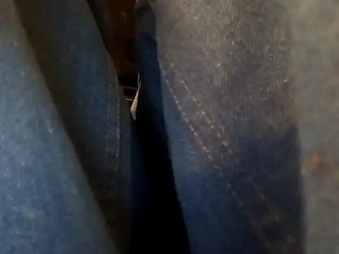 ROBERT0516 online show from September 23, 11:37 pm