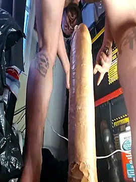 UncutHammer69 online show from January 6, 5:28 pm