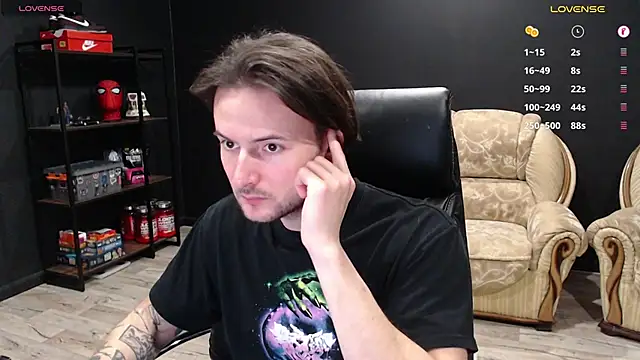 MihasikD online show from December 12, 7:15 pm