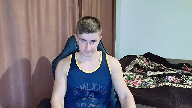 Todhorny9873 online show from December 5, 5:48 am