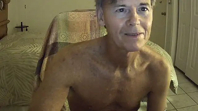 nakeedcowboi65 online show from December 2, 5:21 am