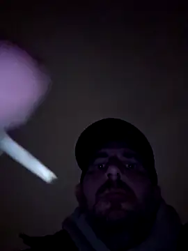 verylargecock online show from November 9, 8:35 pm