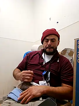 gardy8585 online show from November 26, 1:47 pm