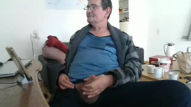 silvio-aus-luzern-CH online show from March 22, 1:38 pm