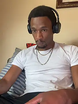 Snapshot of Tristris100 chatting on September 15, 4:41 pm Tristris100 online show from September 15, 4:41 pm