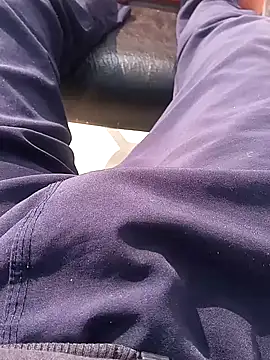 indianguy21 online show from December 22, 7:11 am