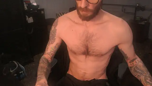 SexxxyLouis online show from February 27, 9:10 am