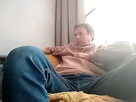 grzes19763 online show from September 26, 8:45 am