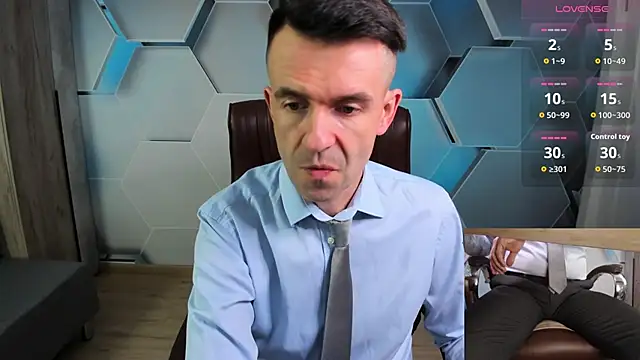 SteveTiger online show from March 5, 12:45 pm