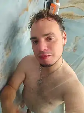 latinoflpr online show from September 30, 3:12 am