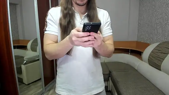 Marrymepls online show from February 5, 2:57 pm