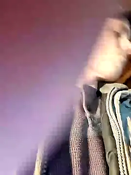 Snapshot of MaddyC6992 chatting on January 10, 6:06 pm MaddyC6992 online show from January 10, 6:06 pm