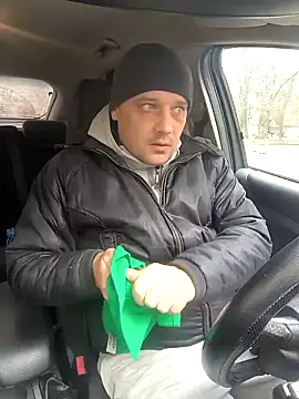 DanielOhCool online show from January 6, 8:35 am