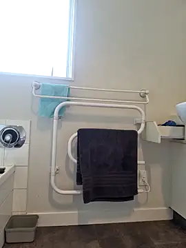 Snapshot of PhoenixDesire@xh chatting on February 6, 2:00 am PhoenixDesirexh online show from February 6, 2:00 am