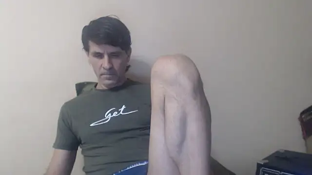 yvesstorm1 online show from February 4, 4:24 pm