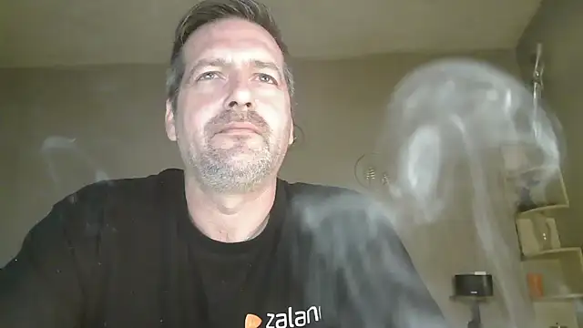 matrikes1 online show from April 30, 6:26 pm