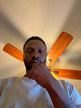 danieldonte online show from December 2, 9:40 pm