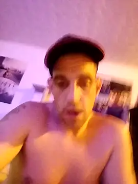 Snapshot of Codymc89 chatting on October 21, 6:27 am Codymc89 online show from October 21, 6:27 am