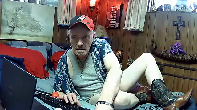 Makowboy online show from February 24, 11:30 pm