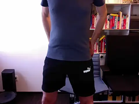 Slave 75 online show from September 8, 4:50 pm