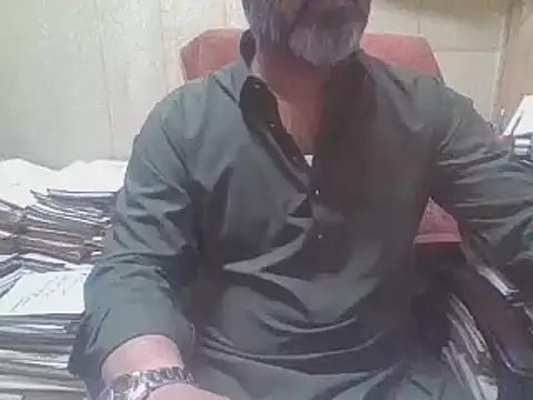 hairymaster95 online show from November 7, 4:16 am