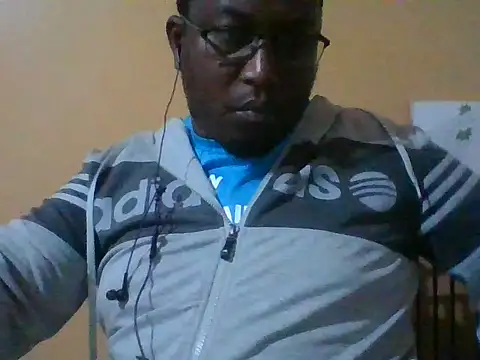 honeyswit online show from October 24, 7:15 pm