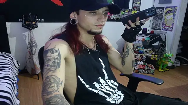 davidroses420 online show from January 3, 12:33 am