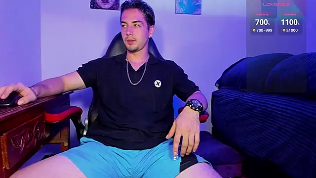 Alex smith00 online show from January 9, 11:24 pm