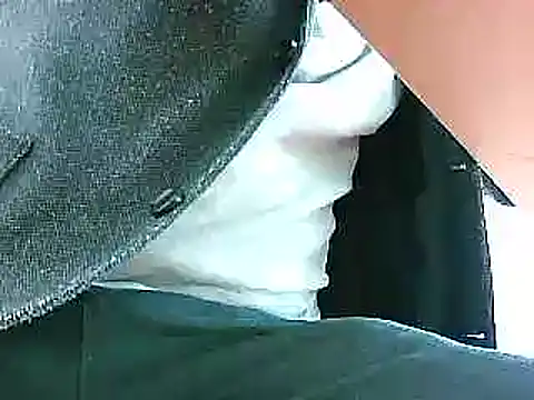 Snapshot of papiculo86 chatting on February 3, 11:09 am papiculo86 online show from February 3, 11:09 am