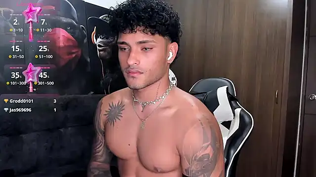 Snapshot of Alessandro_Vanni chatting on October 22, 2:37 am Alessandro Vanni online show from October 22, 2:37 am