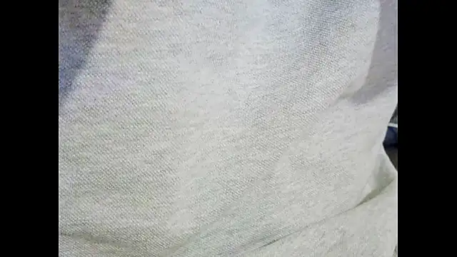 hairyuncut00 online show from September 12, 11:05 pm