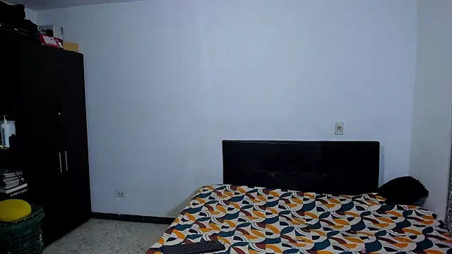 ares sexxx online show from February 24, 11:38 pm