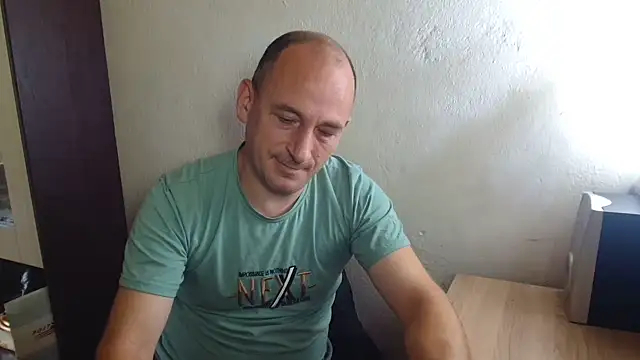 Johan   Barker online show from October 7, 10:52 am