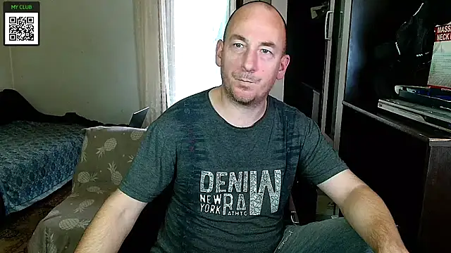 Johan   Barker online show from December 7, 12:02 pm