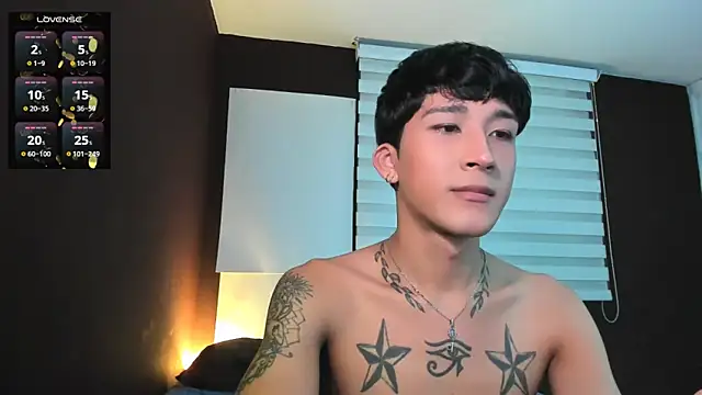 tom Howard online show from April 15, 11:59 pm