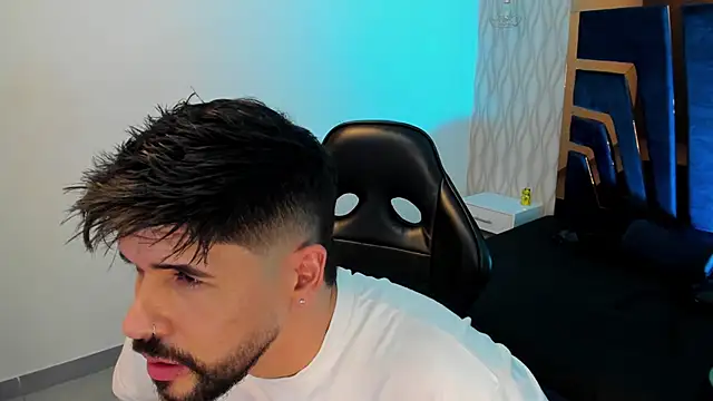 Petesevans online show from November 17, 11:19 pm