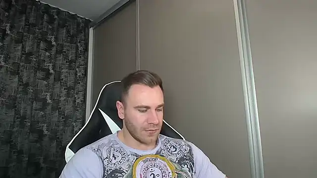 Thori92 online show from January 17, 6:58 pm