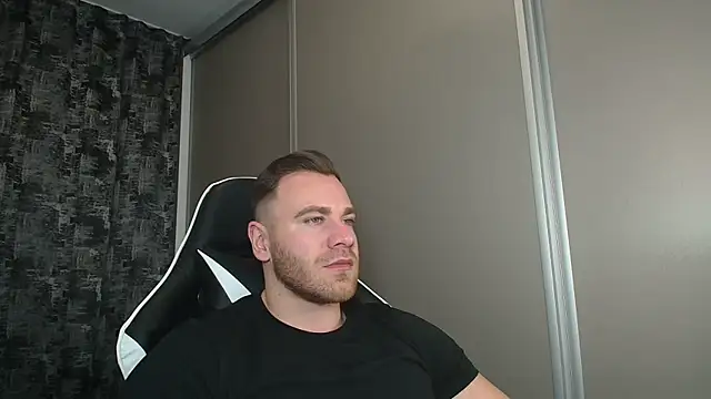 Thori92 online show from January 10, 5:24 pm