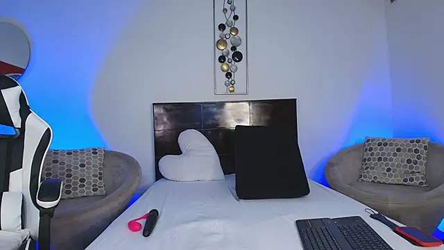 JacoboSwam online show from March 19, 11:28 am