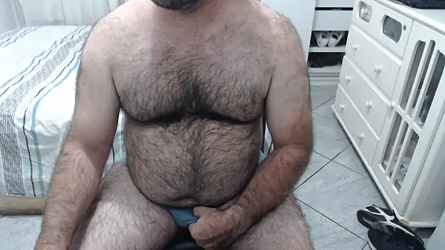 MysterBearMG online show from April 16, 11:29 pm