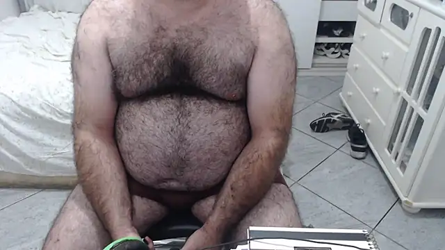 MysterBearMG online show from March 4, 11:54 pm