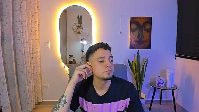 alejandro calderon1 online show from March 21, 7:01 am