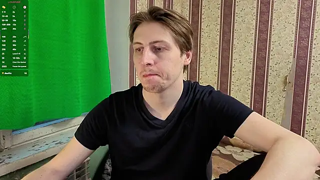 darienlarge online show from December 19, 12:35 pm