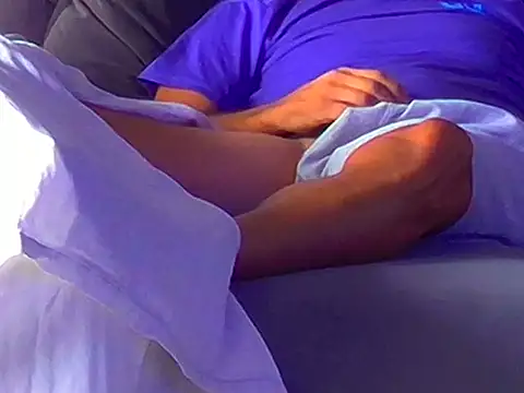 Snapshot of cpl216 chatting on October 9, 7:02 am cpl216 online show from October 9, 7:02 am