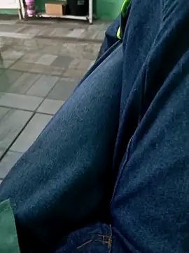 N-lS online show from March 12, 8:05 pm