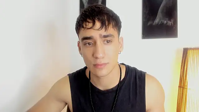 Snapshot of AlexRivera6 chatting on October 4, 3:28 pm AlexRivera6 online show from October 4, 3:28 pm