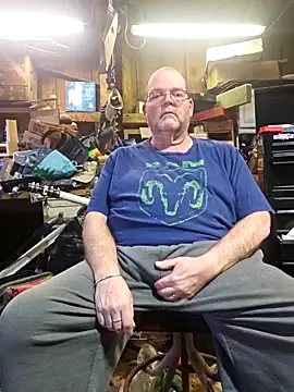 mrwizard4570 online show from February 12, 8:04 pm