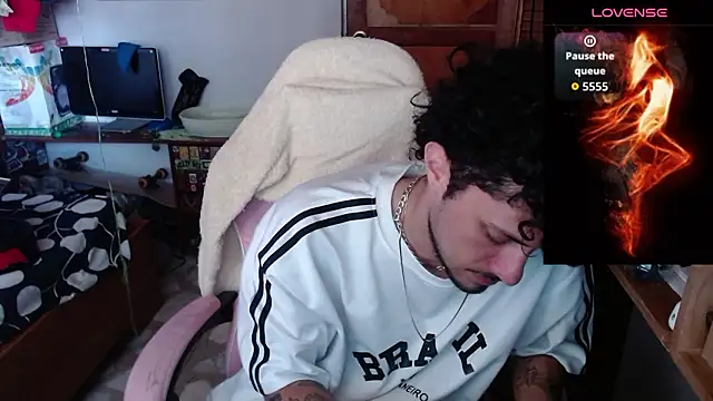 Apolo S online show from March 19, 1:36 pm