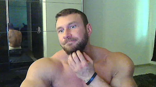 Snapshot of muscularkevin chatting on October 23, 1:25 pm muscularkevin online show from October 23, 1:25 pm